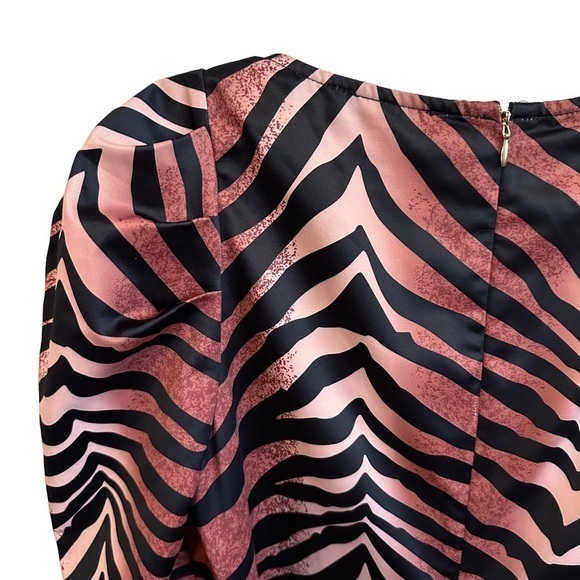 New Rare London Animal Print Mini Dress Long Sleeve Tiger Leopard NWT Sz 8 Large - Picture 11 of 16